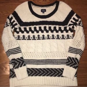 AMERICAN EAGLE | AEO Chunky Cream & Black Sweater Women’s Size Small